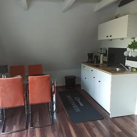 Schoene Mit Balkon Auch Fuer Handwerker Und Monteure Апартаменты Borsfleth