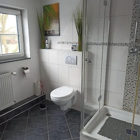 Schoene Mit Balkon Auch Fuer Handwerker Und Monteure * Borsfleth